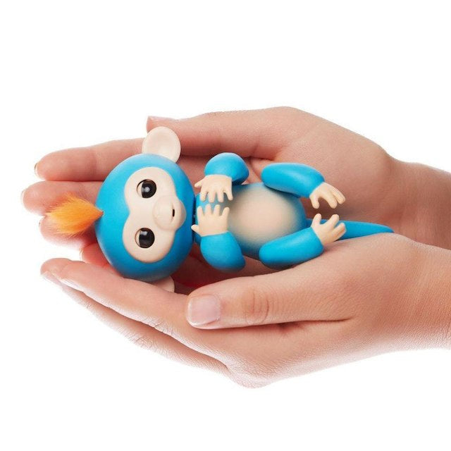 Jucarie interactiva cu baterii Fingerlings