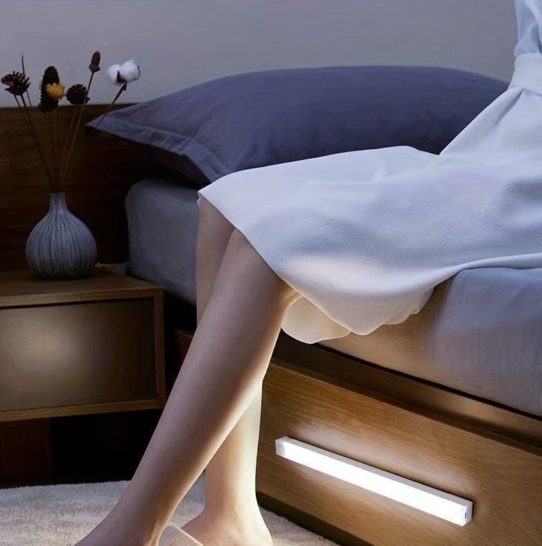 Lampa LED, Senzor de miscare, Reincarcabila, Alb cald