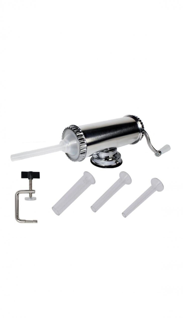 Aparat de facut carnati , 2.5 kg cu accesorii incluse