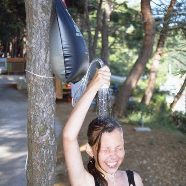 Dus solar pentru camping sau calatorii, 20 litri
