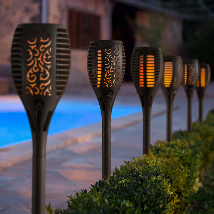 Lampa solara cu efect de flacara pentru gradina sau casa, 78 cm.