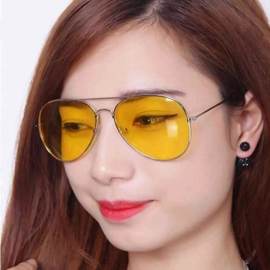 Pereche ochelari cu vizibilitate sporita noaptea NightGlasses