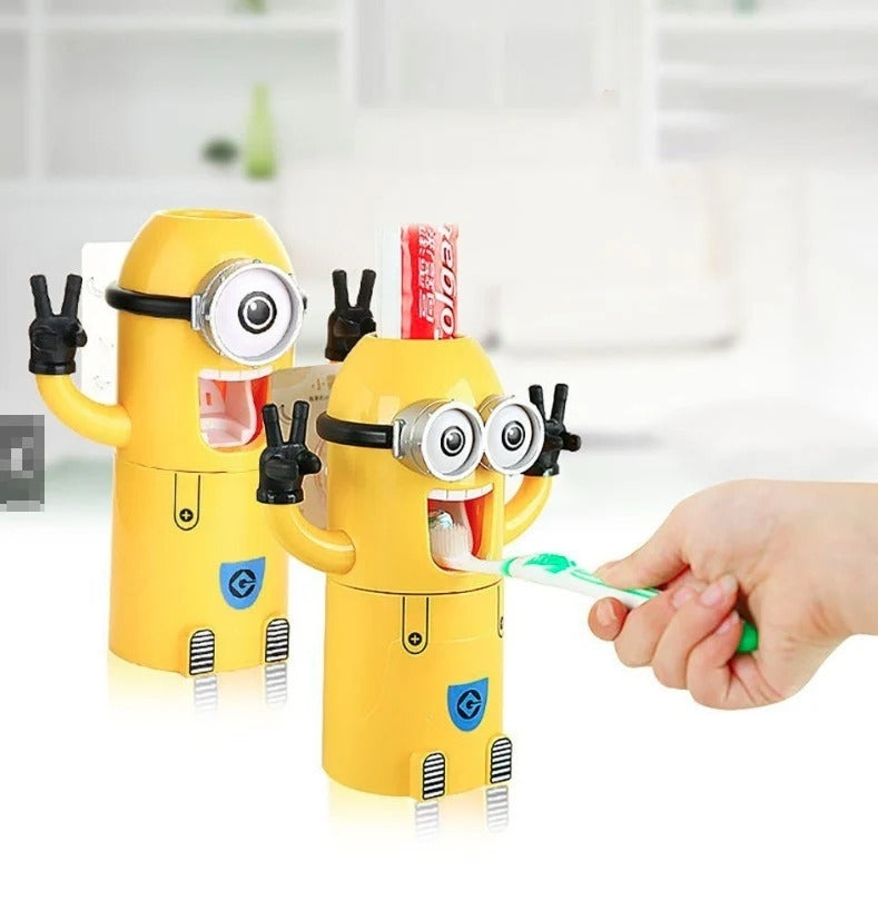 Suport 3 in 1 pentru periuta si dispenser pasta de dinti Minions