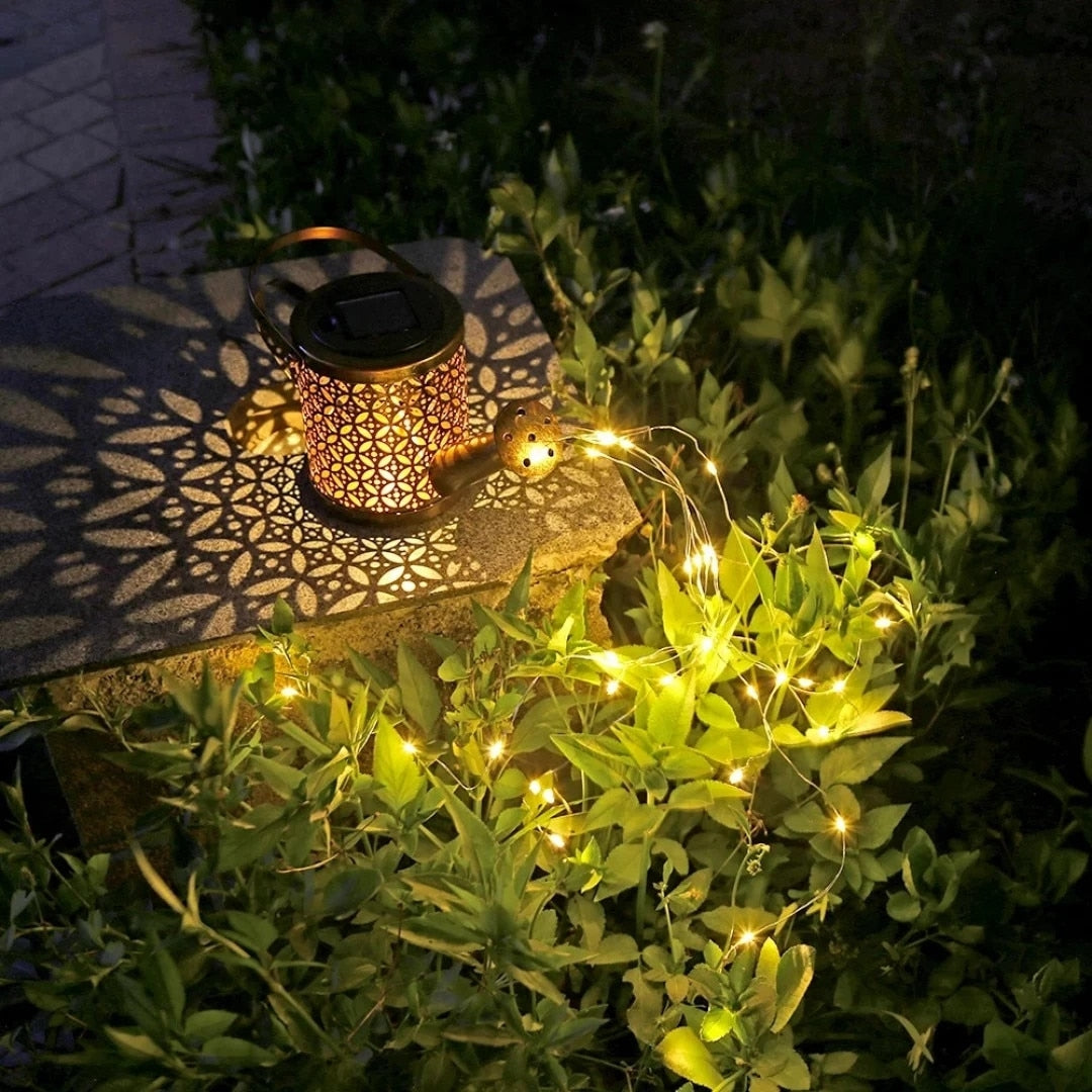 Lampă Solară Decorativă în Formă de Stropitoare, pentru Grădină