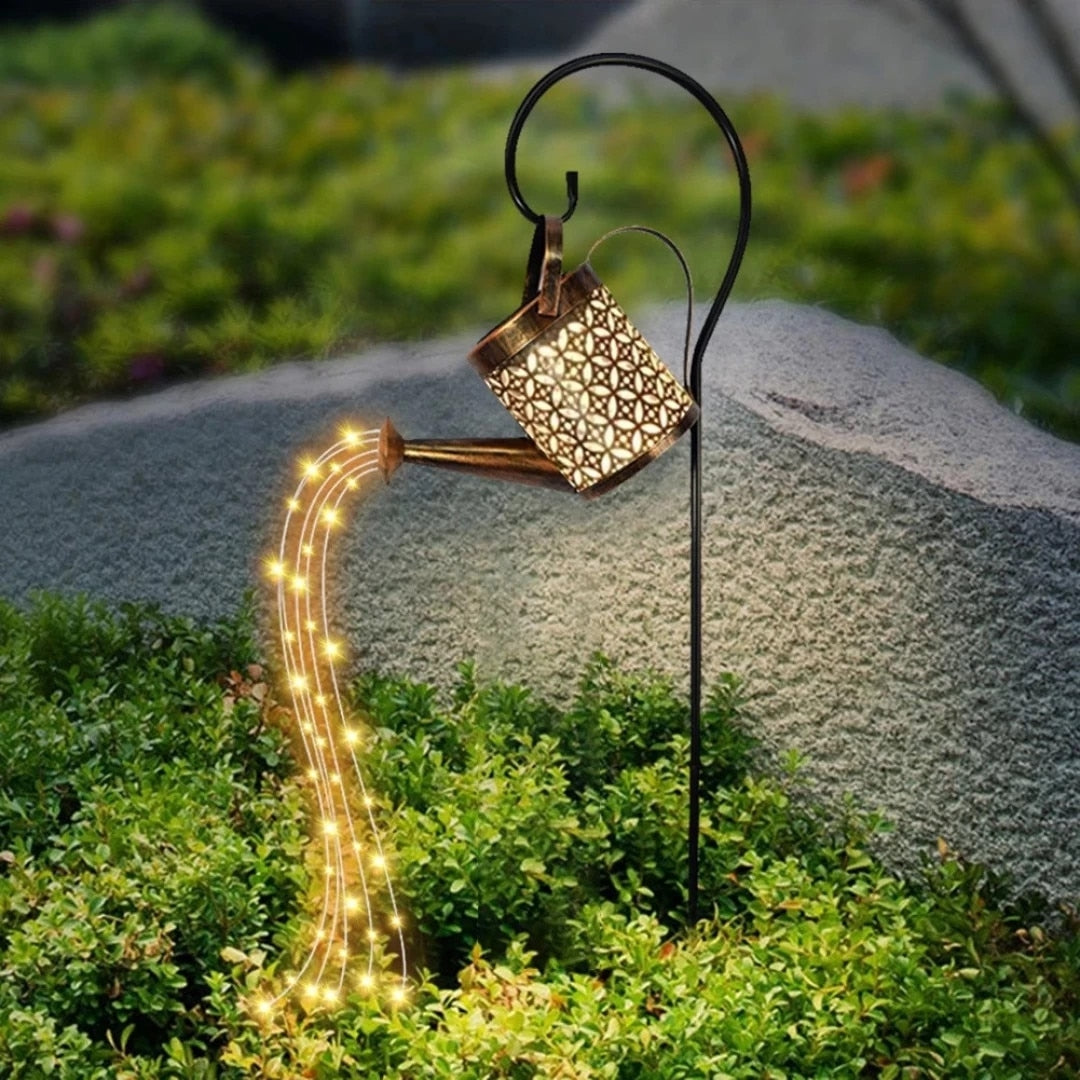 Lampă Solară Decorativă în Formă de Stropitoare, pentru Grădină