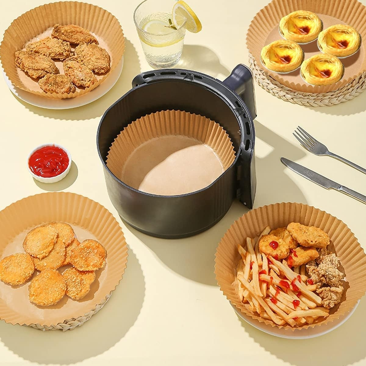 Hârtie de Copt pentru Air Fryer, Set 50 Bucăți, Rezistentă la Ulei și Apă