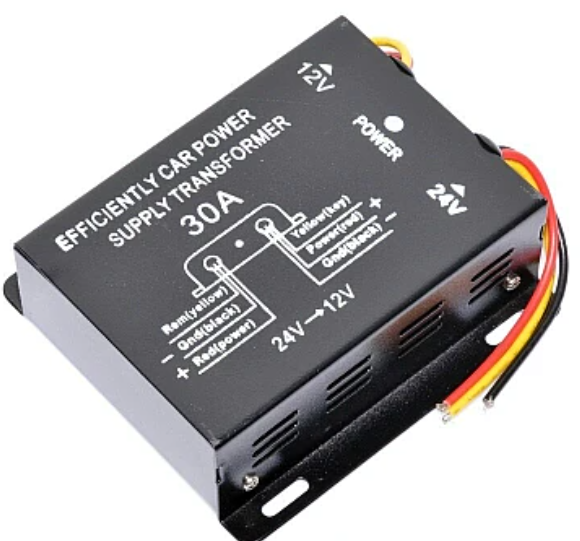 Convertor Auto pentru Tensiune 24V - 12V