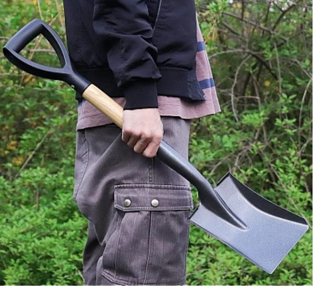 Lopata pentru gradina 67 cm cu coada din lemn