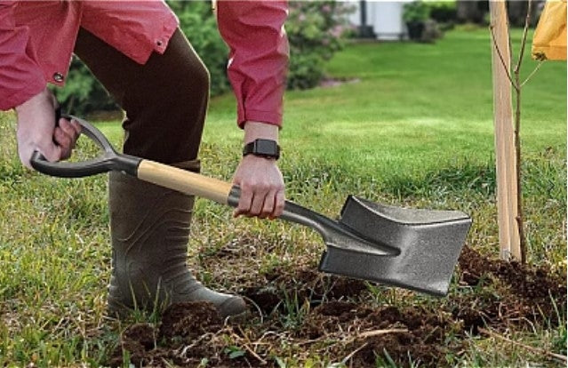 Lopata pentru gradina 67 cm cu coada din lemn