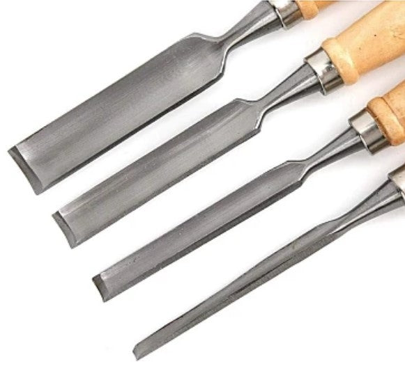 Set 4 Dalti cu maner de lemn