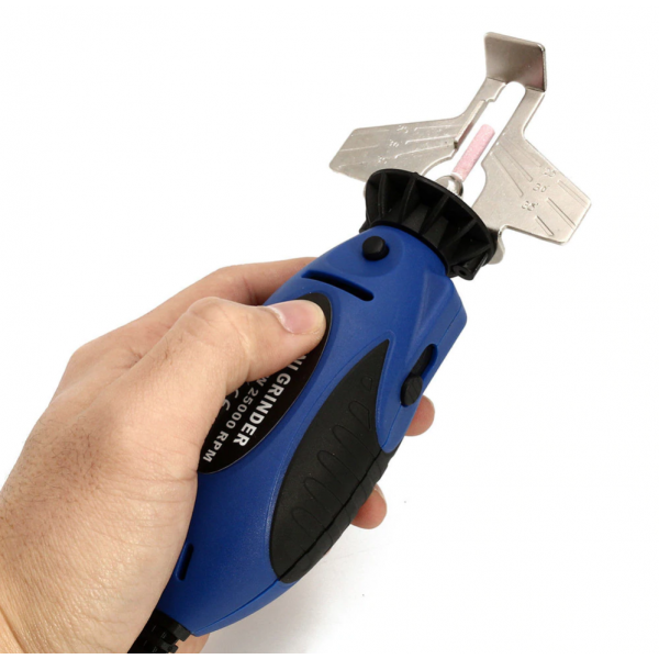 Oferta promotionala Aparat portabil ascutitor pentru lant drujba electric 12 / 220V