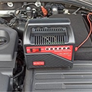 Redresor automat pentru acumulatori auto/moto, 6A, 6V/12V